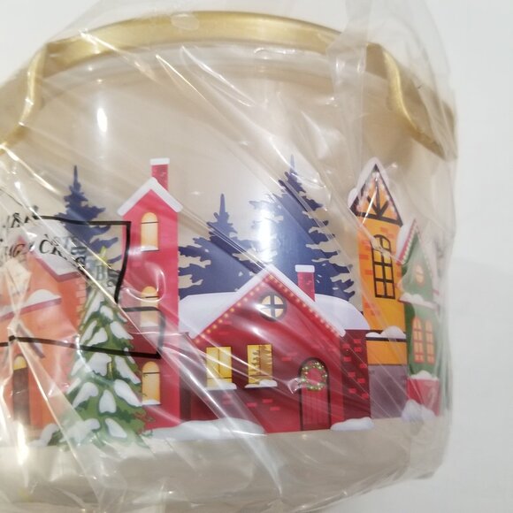 Holiday food storage containers (6 total). - Picture 4 of 13